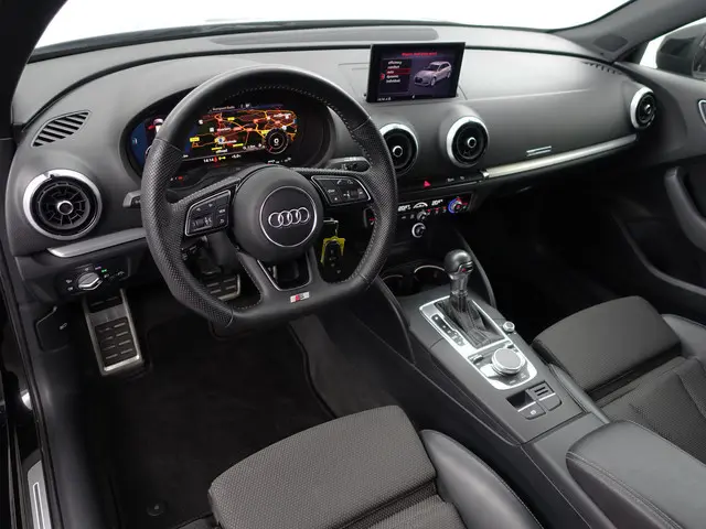 Audi A3 Sportback 35 TFSI 150pk S Line Black Optic Aut- Virtual Cockpit, Xenon Led, Ada Cruise, Stoe...