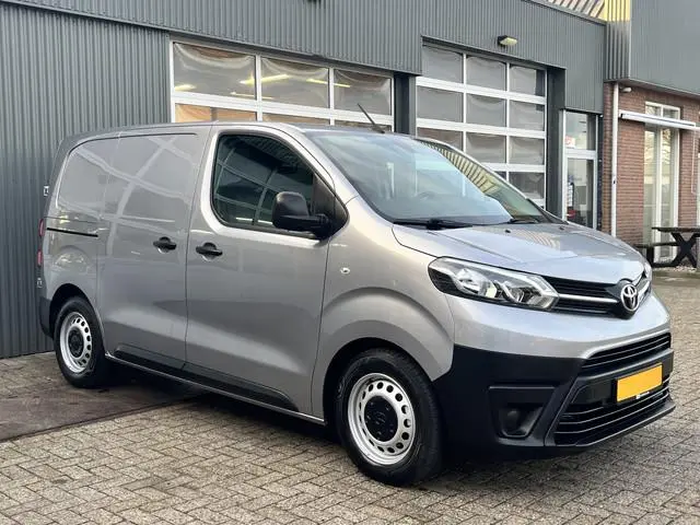 Toyota ProAce 1.5 BlueHDI Worker Marge BTW en BPM vrij!! Airco Cruise controle Navigatiesysteem 2-Pe...