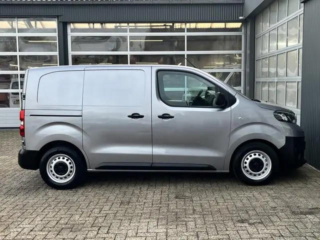Toyota pro-ace
