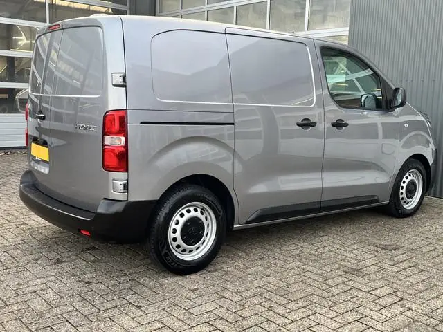 Toyota pro-ace