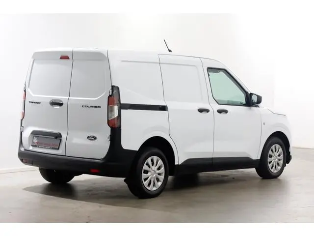 Ford Transit Courier 1.0 EcoBoost 100pk BENZINE Trend Airco/Navi/Camera 06-2024