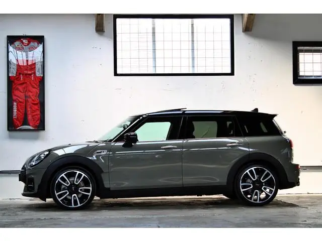 MINI Clubman 2.0 Cooper S | JCW | Panoramadak | Head-Up | 19 inch | NL auto |