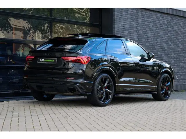 Audi RSQ3
