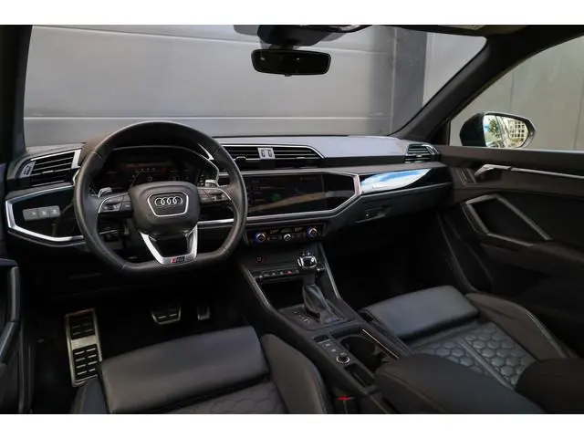 Audi RSQ3