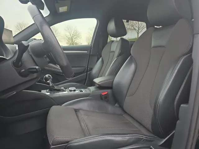 Audi A3 Sportback 1.4 TFSI CoD Sport S Line Edition |CARPLAY|VIRT COCKPIT|CLIMA|STOELVERW| 18349 / 4...
