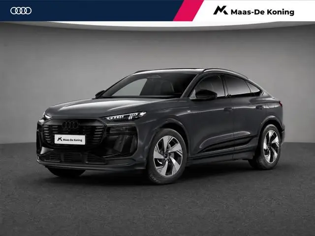 Audi Q6 Sportback e-tron S edition 83 kWh 252 PK · Glazen panoramadak · Trekhaak elek. wegklapbaar ·...