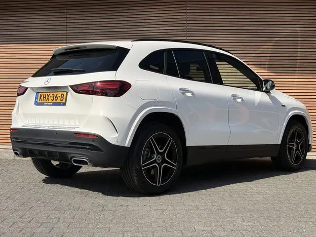 Mercedes-Benz GLA-klasse 250 e Business Solution AMG