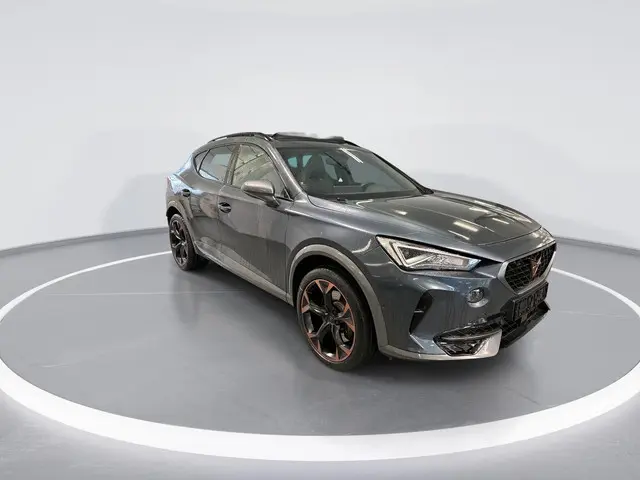 CUPRA Formentor 1.4 TSI 245pk DSG e-Hybrid VZ Performance Limited · Panoramadak · Camera · Keyless ·...