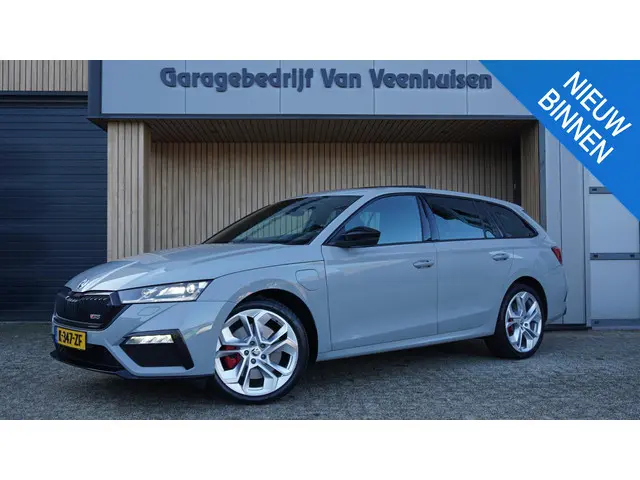 Skoda Octavia Combi 1.4 TSI 245pk RS iV PHEV Business Pano.Dak *Black Optik* RS Seats LED 19inch LM...