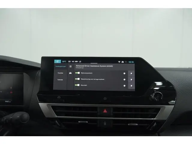 Citroën C4 X