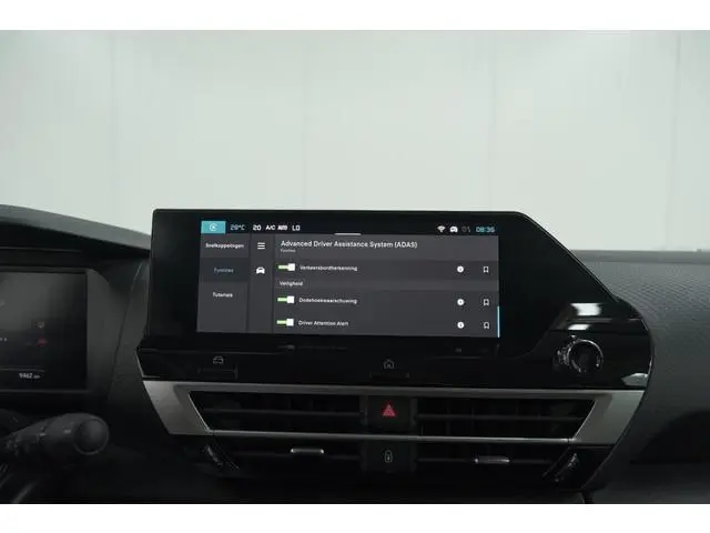 Citroën C4 X