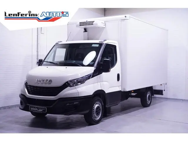 Iveco Daily 35S14 140 pk Aut. Koel-vries Bakwagen Automaat Airco, Apple Carplay, LxBxH 400x206x210 c...
