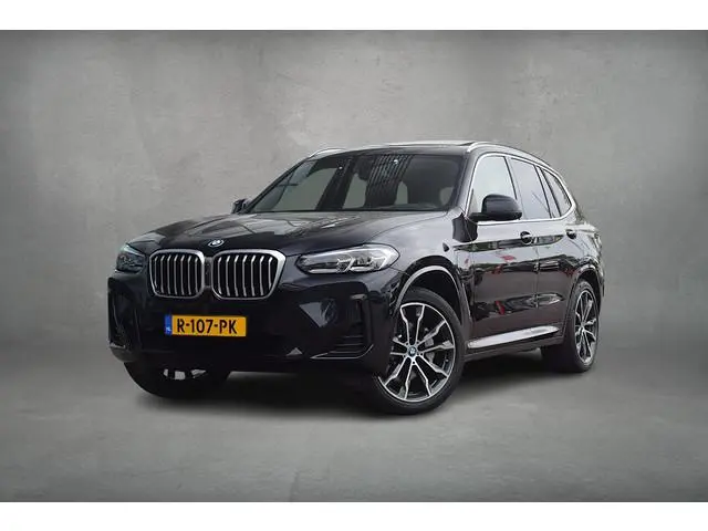 BMW X3 xDrive30e High Executive | M-Sport | Pano | Leer | HUD | 360 Camera