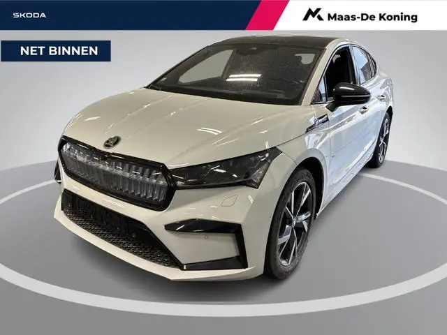 Skoda Enyaq Coupé iV 80 Sportline 204pk · SOH 96,2% · Panoramadak · Cristal Face · 360 Camera · Elek...