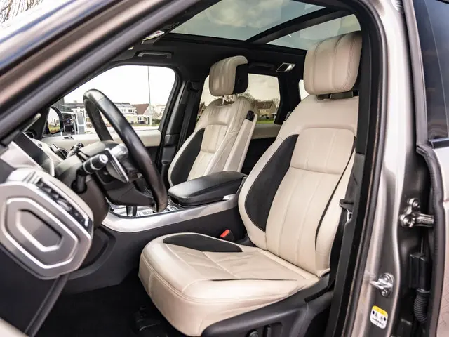 Land Rover Range Rover Sport 2.0 Si4 HSE | EXPORTPRIJS | P400e Dynamic MY21 | Panodak | Meridian Sur...