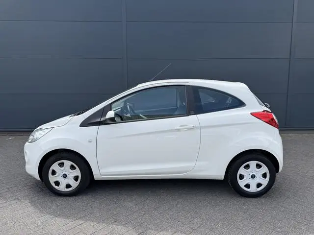 Ford Ka 70pk Style start/stop (Airco - Elektr. Ram - Radio/cd)