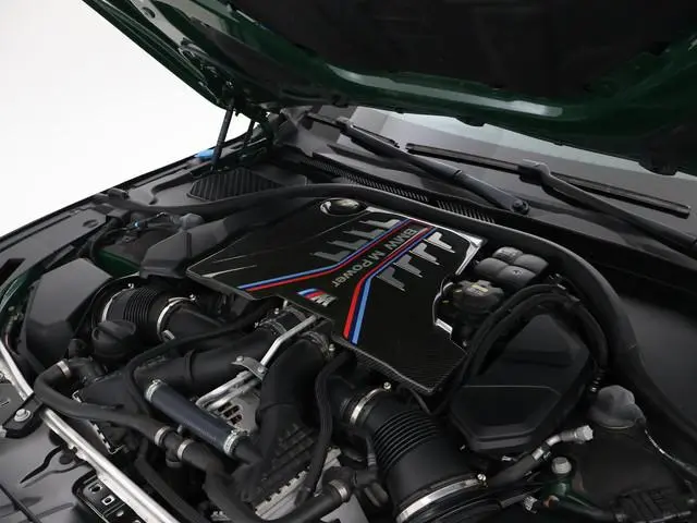 BMW M8