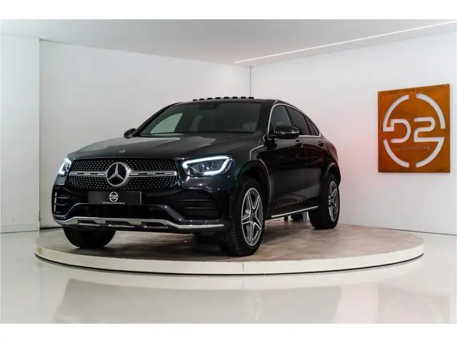 Mercedes-Benz GLC-klasse Coupé 300e 4MATIC Premium+ AMG 320PK | Pano | Burmester | Sfeer | Trekhaak...