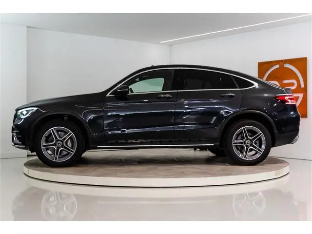 Mercedes-Benz GLC-klasse Coupé 300e 4MATIC Premium+ AMG 320PK | Pano | Burmester | Sfeer | Trekhaak...
