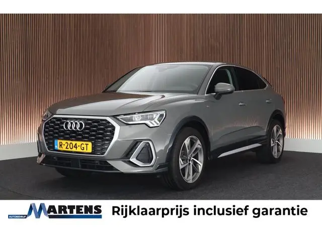 Audi Q3 Sportback 35 TFSI 150pk S-Tronic Pro Line S Trekhaak Stoelverwarming ACC Carplay Virtual Coc...