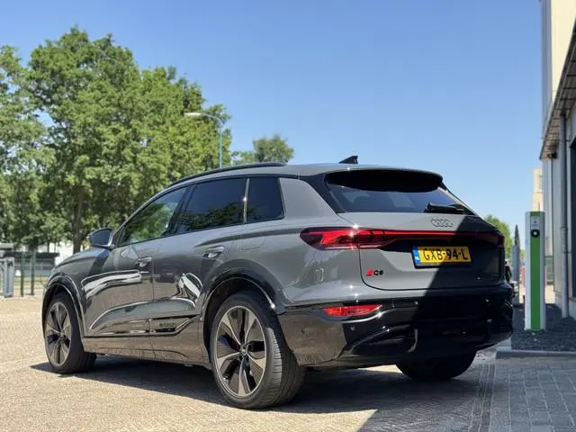 Audi Q6 e-tron Advanced edition 100 Kwh MMI passagiersdisplay BTW HUD B&O