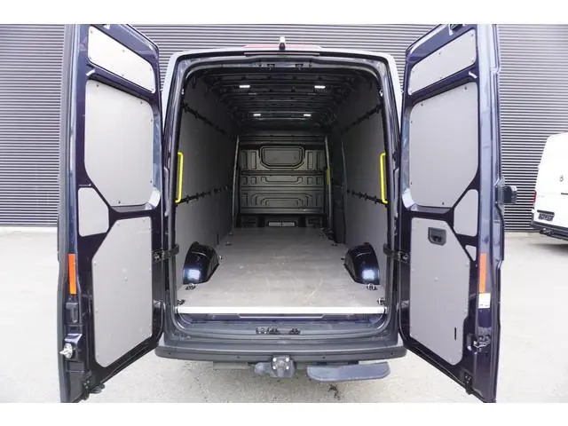 MAN TGE 160pk RWD Automaat L4H3/L3H2 LED 3500kg Trekgewicht Trekhaak Navigatie Parkeersensoren Apple...