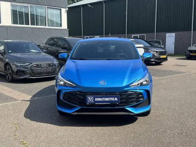 MG MG3 Hybrid+ 1.5 Hybrid+ Luxury 7 JAAR MG FABRIEKS GARANTIE TM 02-2032 | STOEL + STUURVERWARMING |...