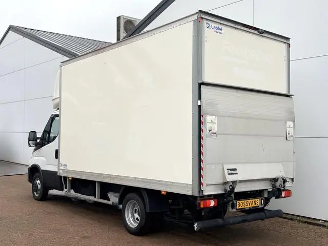 Iveco Daily 35C16 3.0 160PK Bakwagen Laadklep Zijdeur Camera Climate Control Bluetooth Bakwagen  Kof...