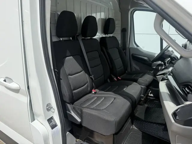 Maxus eDeliver9