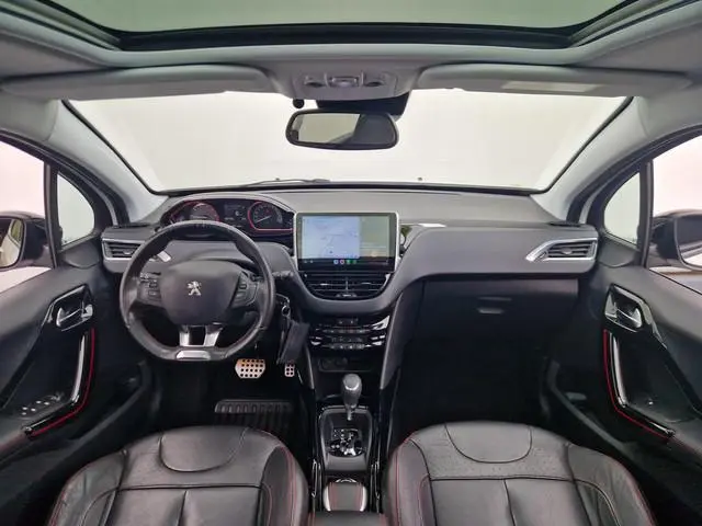Peugeot 2008 1.2 110PK GT Line AUTOMAAT | PANO | Riem V.V. | Dealer onh. | LEDER | CAMERA | JBL Audi...