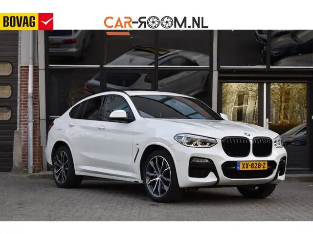 BMW X4 xDrive20i High Executive Edition M-Sport Pano Camera HK