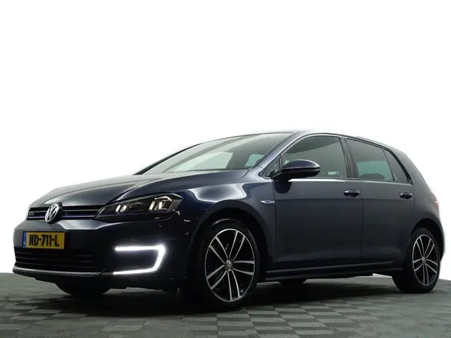 Volkswagen Golf 1.4 TSI GTE Highline+ Aut- Carplay, Xenon Led, Park Pilot, Navi, Clima, Sport Interi...
