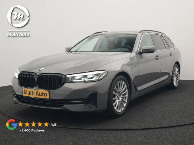 BMW 5-serie Touring 530e Sportline PHEV 293pk Dealer O.H Bernina Grau Metallic | Trekhaak Afn. | M S...