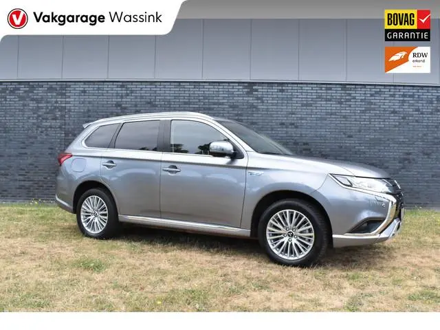 Mitsubishi Outlander 2.4 PHEV Instyle Plugin-hybride