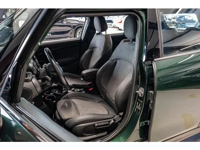 MINI 5-Deurs 1.5 Cooper Pepper Business NL Auto | Dealer Onderhouden
