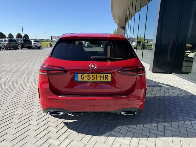 Mercedes-benz B-klasse 180 Bus. Sol. AMG | Pano | Camera | CarPlay |