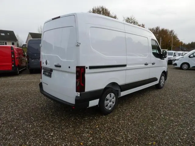 Renault Master 2.0 dCi 136PK L2H2 Airco NIEUW BPM-vrij direct uit voorraad leverbaar