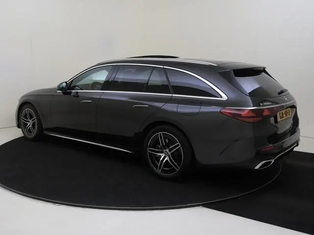 Mercedes-Benz E-klasse Estate 300 e AMG Line / SUPERSCREEN/ Panoramadak/ Leder/ Stoelverwarming- & V...