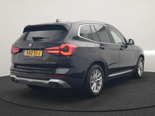 BMW X3 xDrive30e  PHEV 293pk Dealer O.H | Trekhaak | Panodak | 360 Camera | Lederen Sportstoelen Ver...