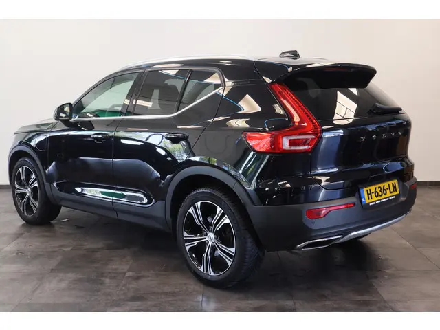 Volvo XC40 1.5 T5 Twin Engine Inscription Navigatie Leder Stoelverwarming