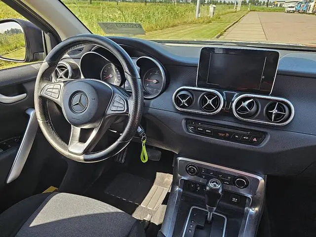 Mercedes-Benz X-Klasse
