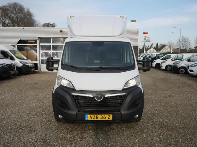 Opel Movano