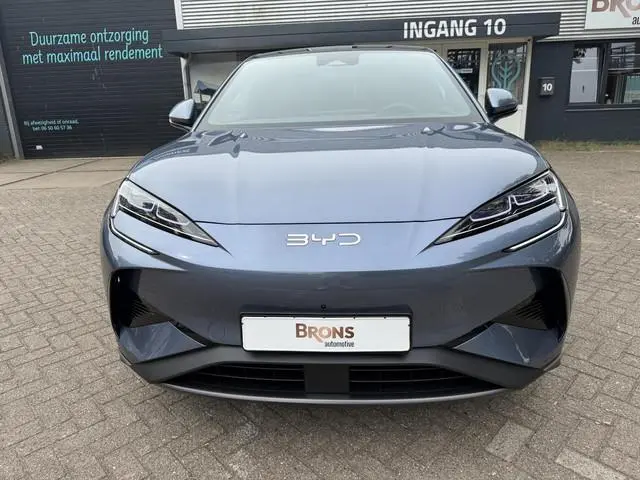 BYD SEALION