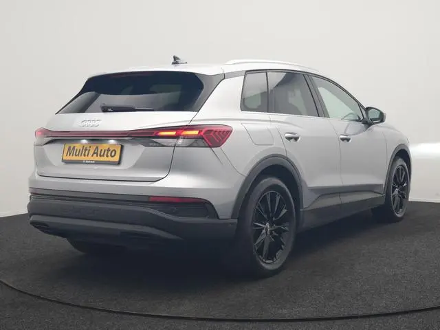 Audi Q4 e-tron 40 Advanced edition 77 kWh 204pk Dealer O.H | Trekhaak Af Fabriek | Adaptive Cruise |...