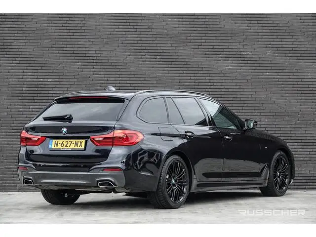BMW 5-serie Touring 530i 252Pk Aut. | High Executive | M-Sport | Leder | LED | 19''
