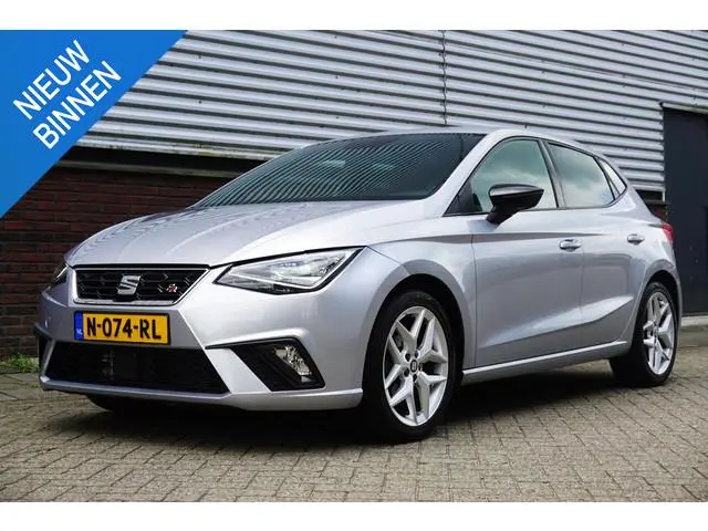 SEAT Ibiza 1.0 TSI FR Business Intense/Leer-Alcantara/Carplay /Led!