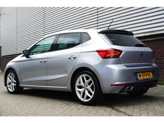 SEAT Ibiza 1.0 TSI FR Business Intense/Leer-Alcantara/Carplay /Led!