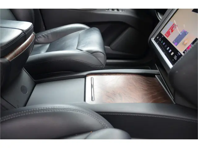 Tesla Model X 100D Enhanced AutoPilot2.5 (twv 3.800,-)