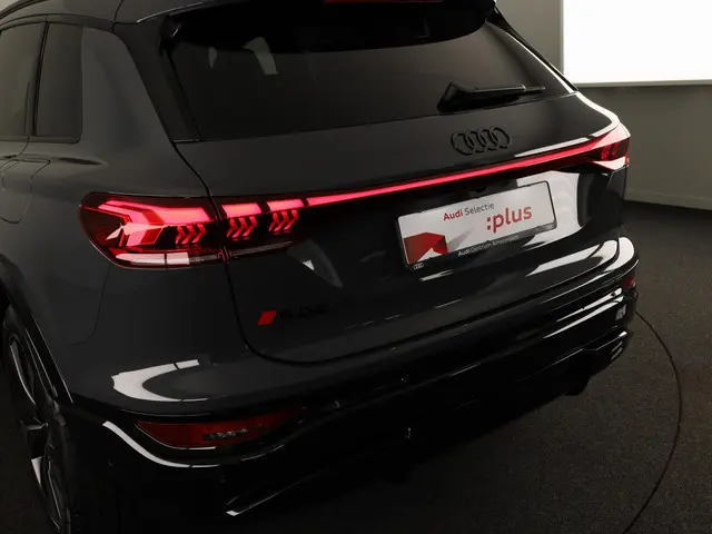 Audi SQ6 e-tron