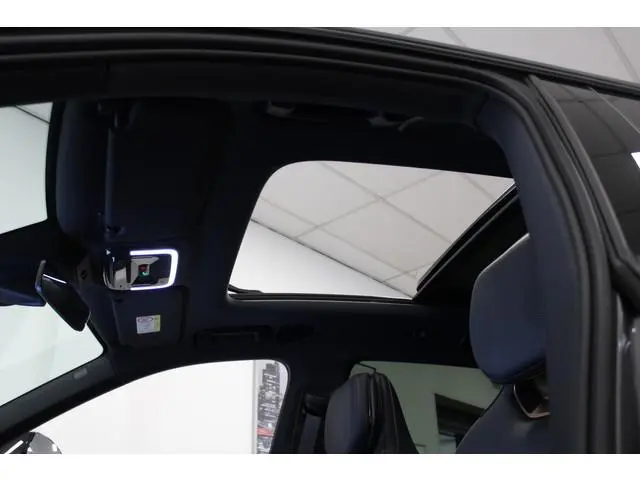 Lynk & Co 08